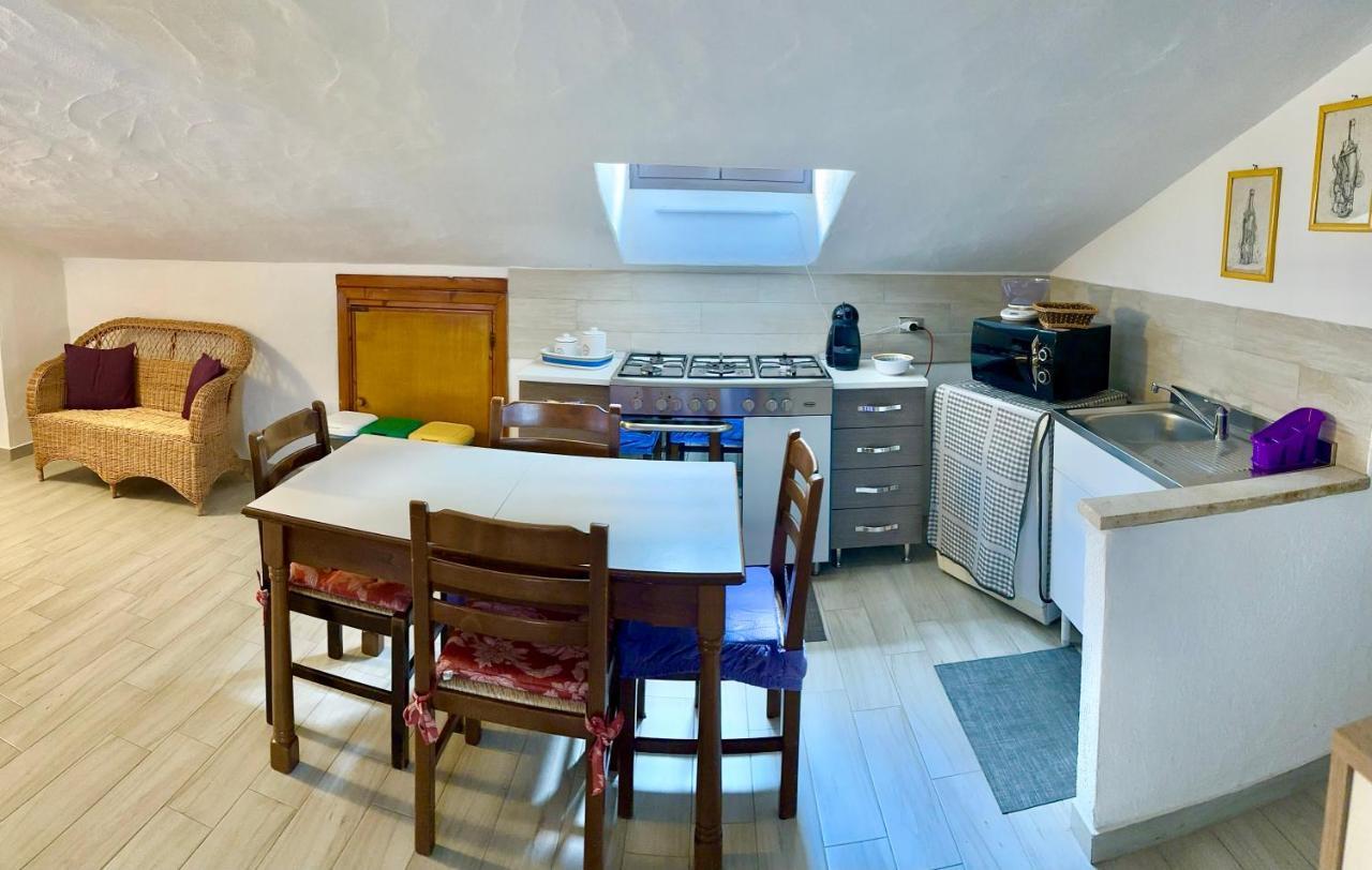The Quiet Mansard Appartamento Olbia Esterno foto